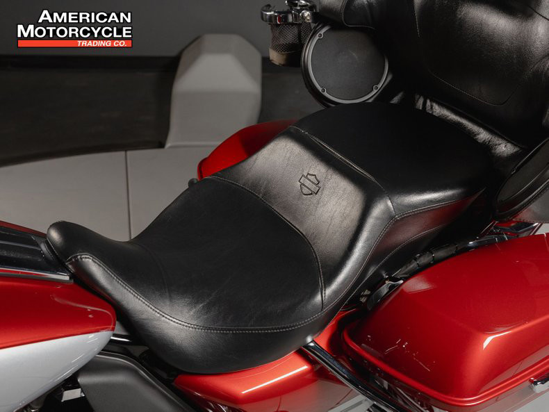 Road Glide® Ultra