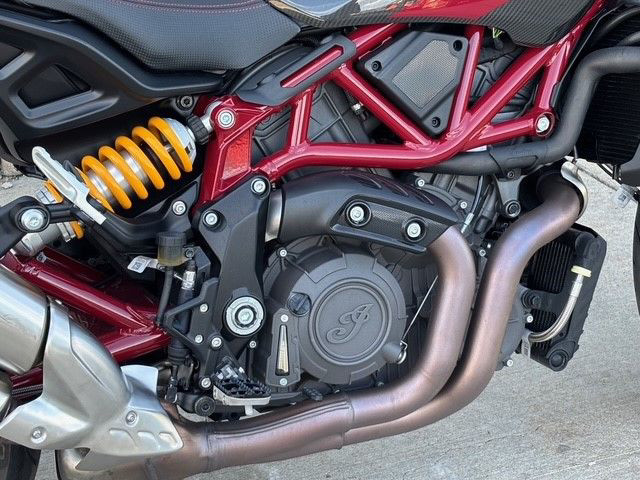 FTR R Carbon
