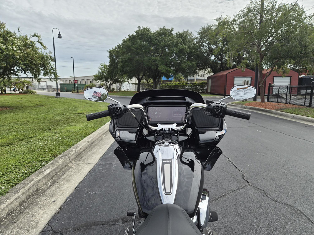 Road Glide® 3