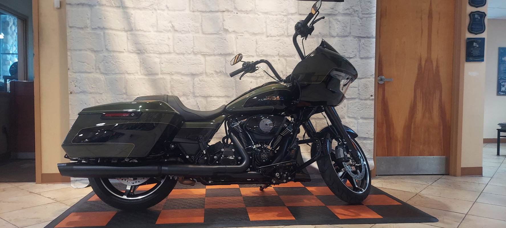 Road Glide®