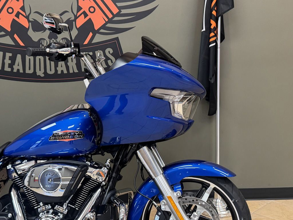 Road Glide®