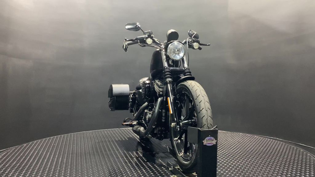 Iron 883®
