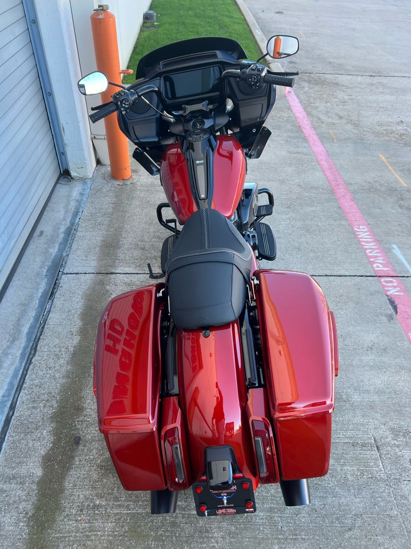 Road Glide®