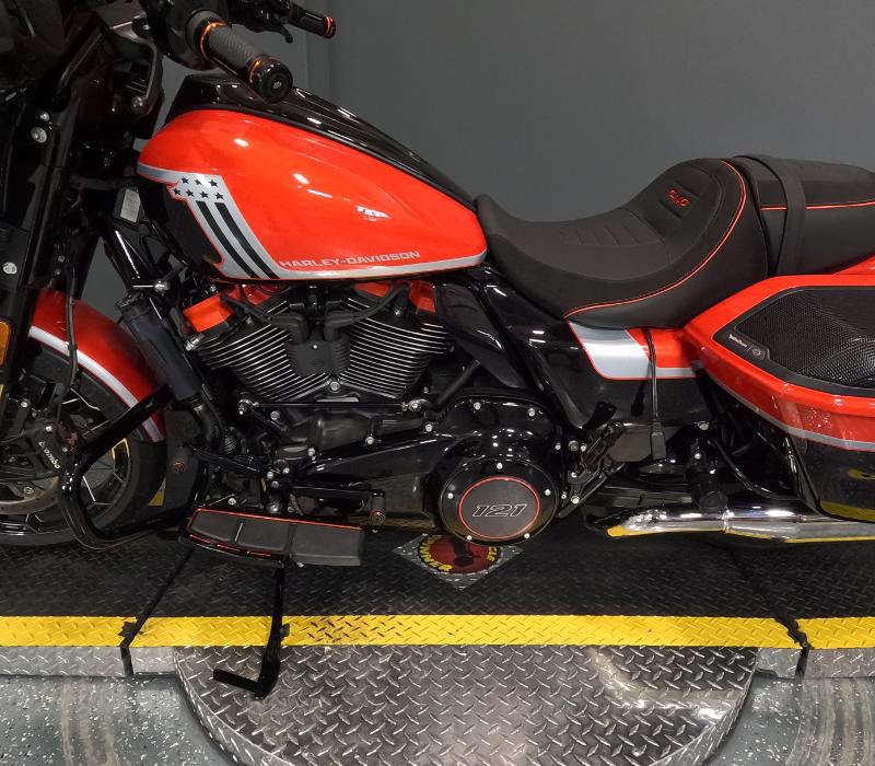CVO® Street Glide®
