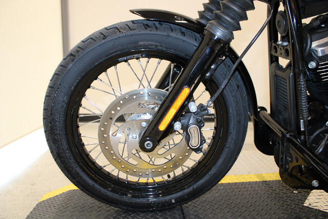 Street Bob®