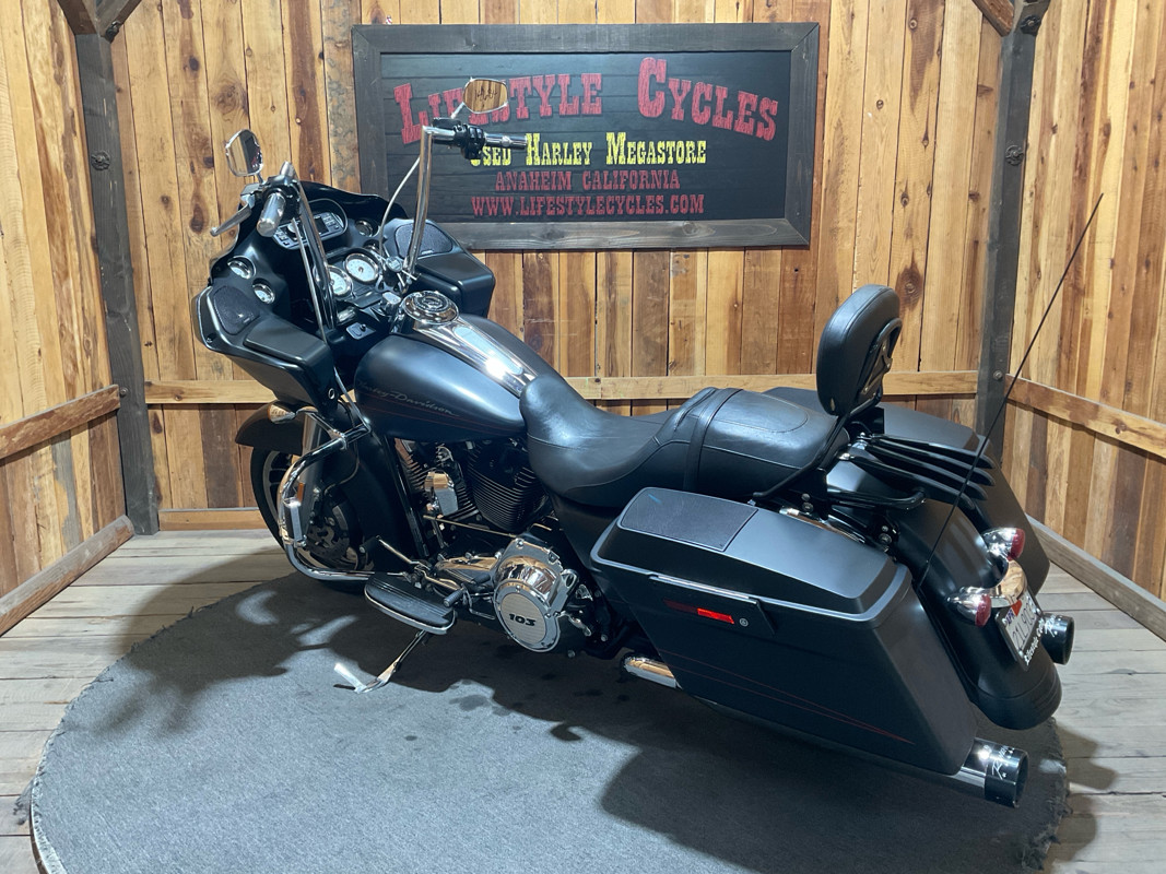 Road Glide® Custom