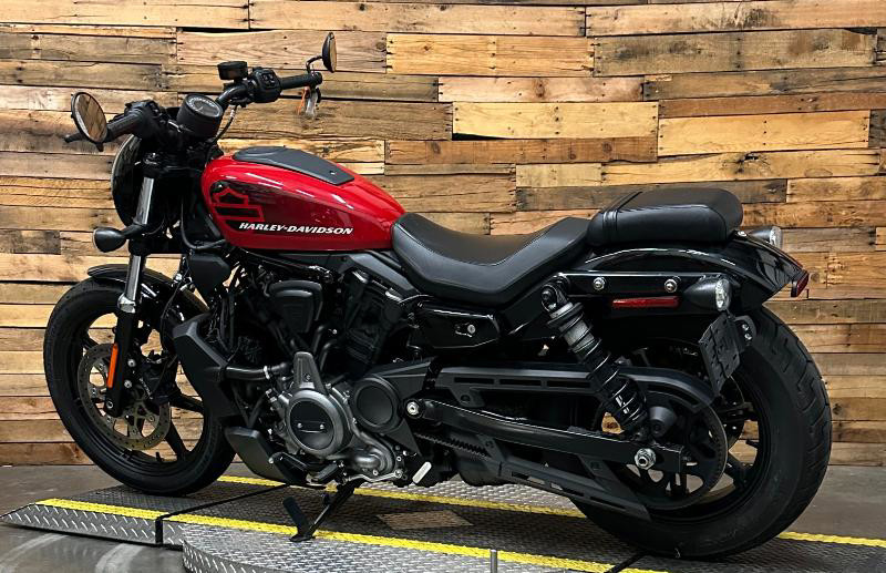 Nightster