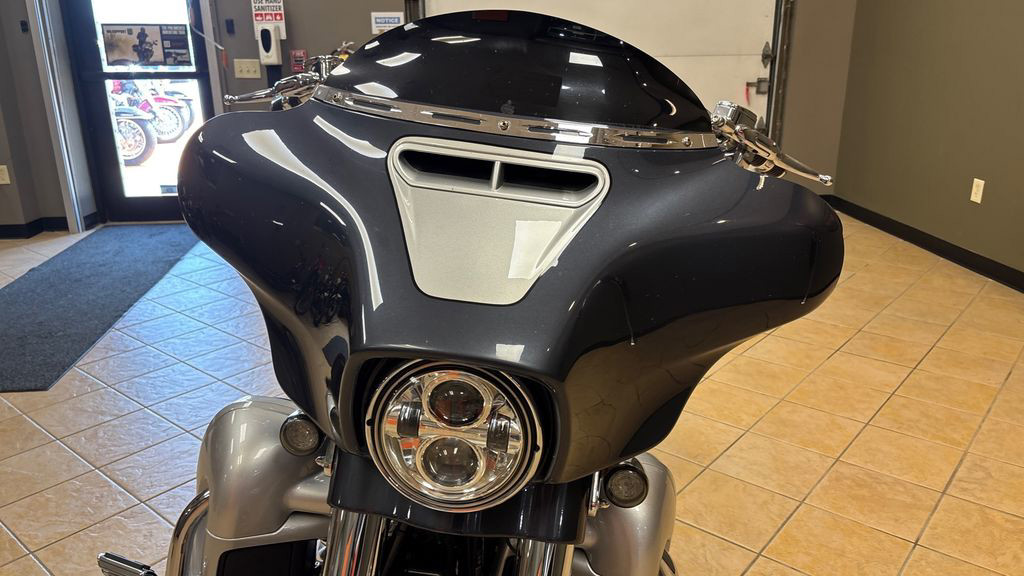 CVO® Street Glide®