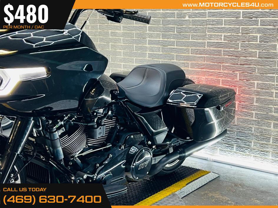 Road Glide®