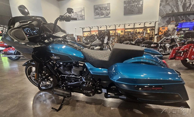 Road Glide®