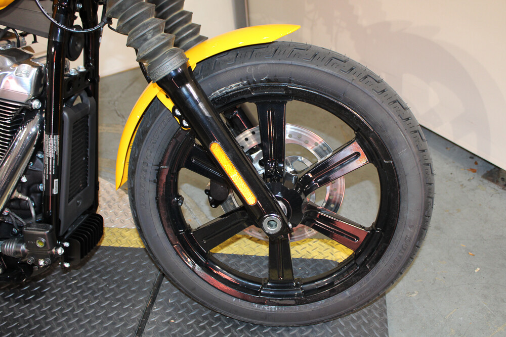 Street Bob®