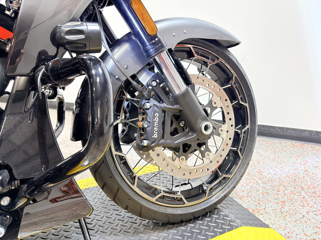 CVO® Road Glide®