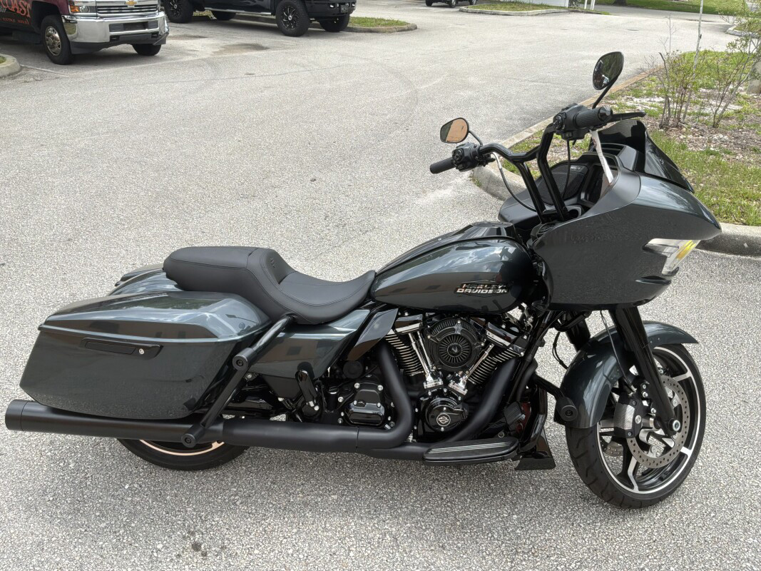 Road Glide®