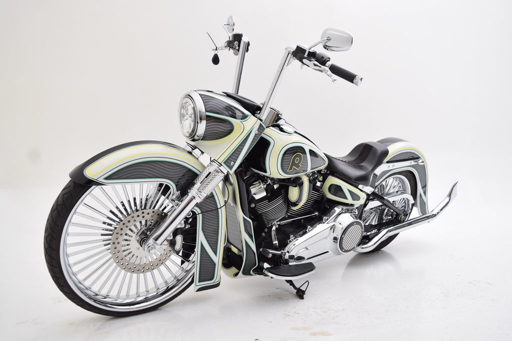 Softail® Deluxe
