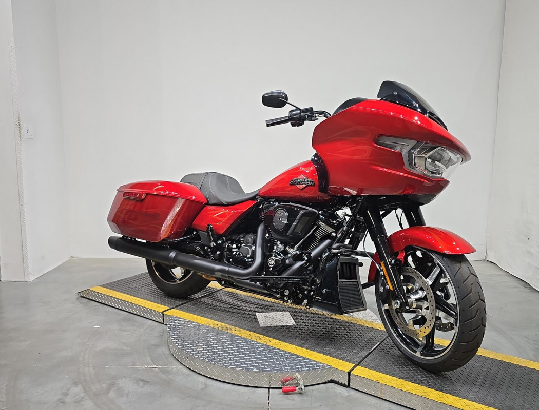 Road Glide®