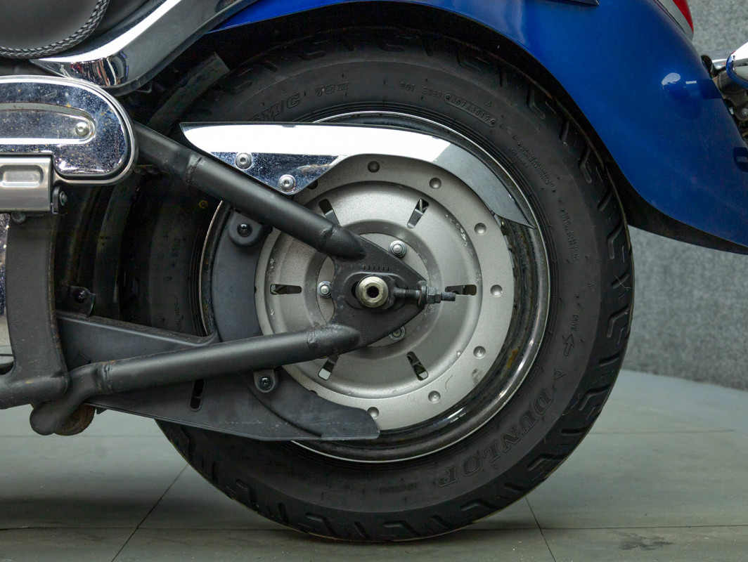 Vulcan 900 Classic 