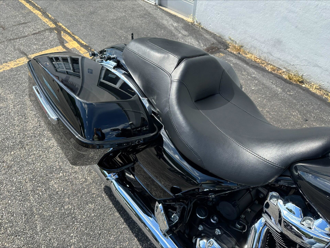 Street Glide®