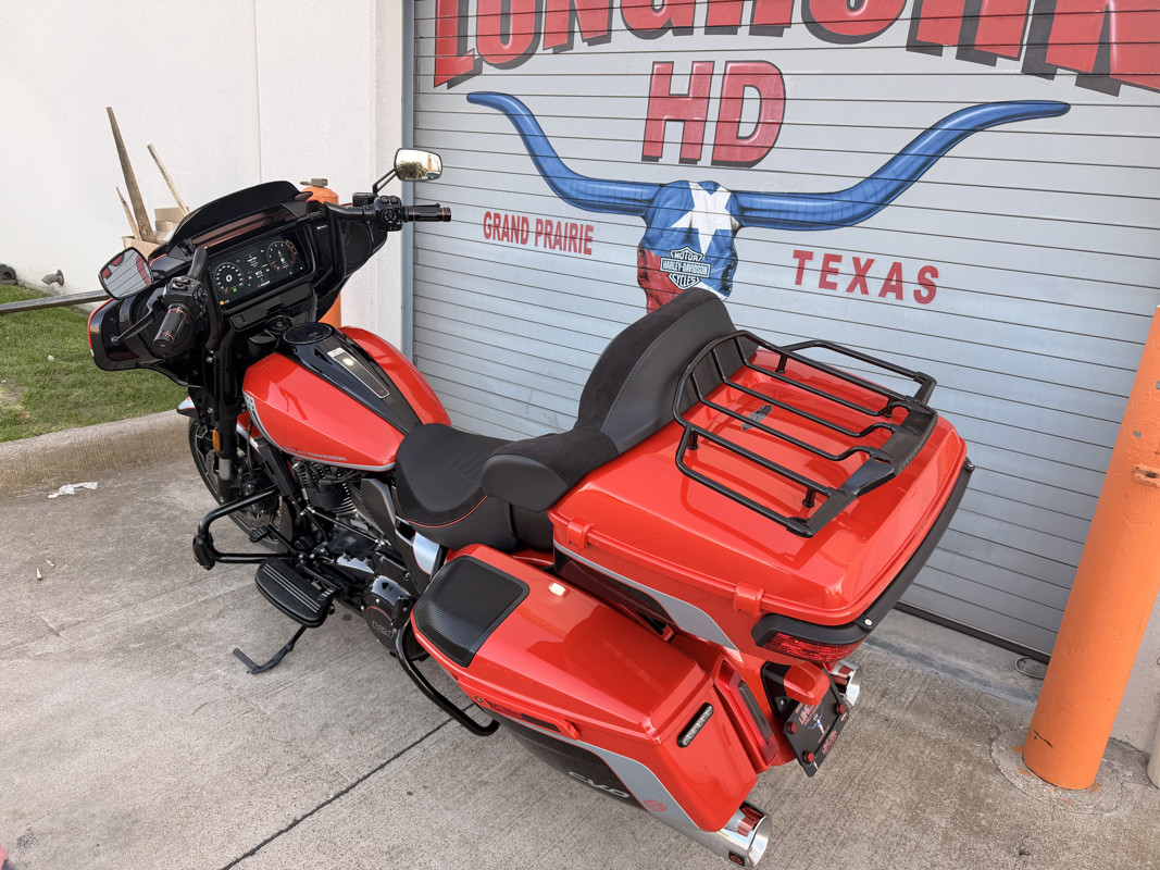 CVO® Street Glide®