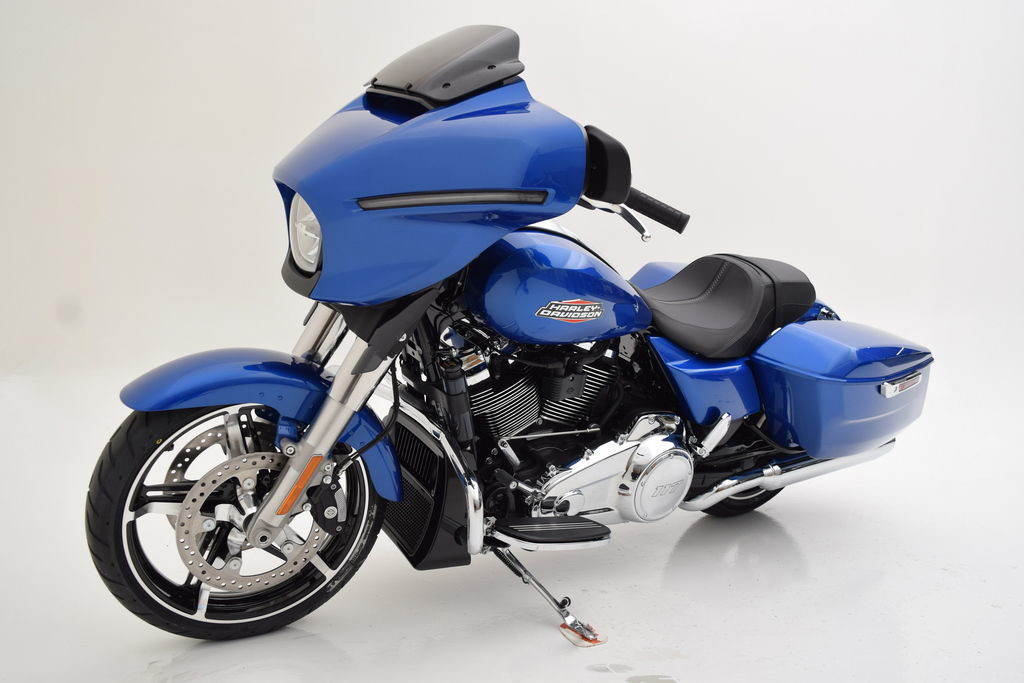 Street Glide®