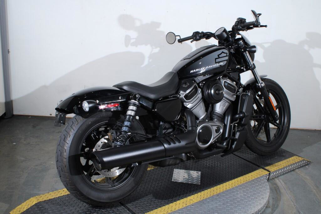 Nightster