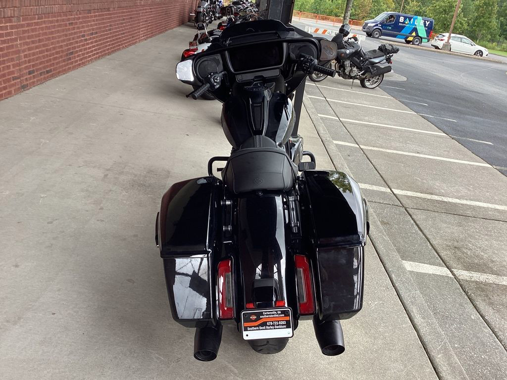 Street Glide®