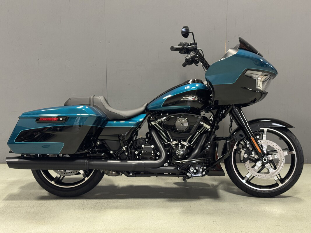 Road Glide®