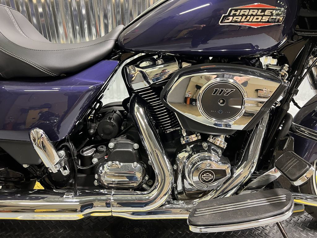 Street Glide®