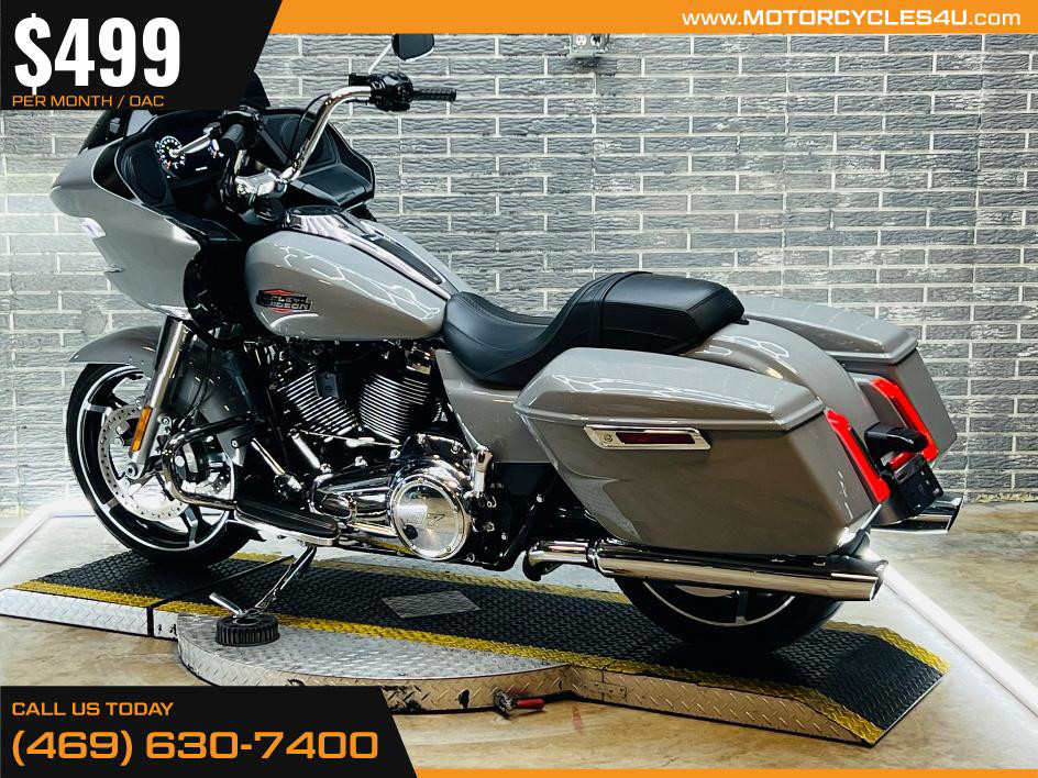 Road Glide®