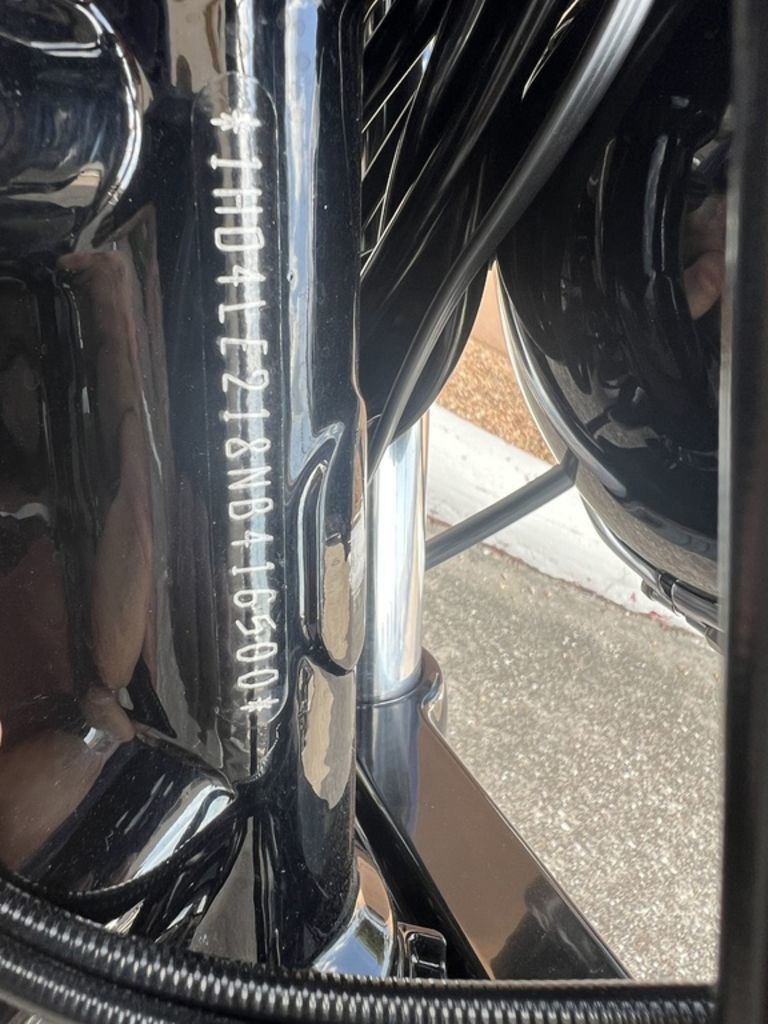 Iron 883®