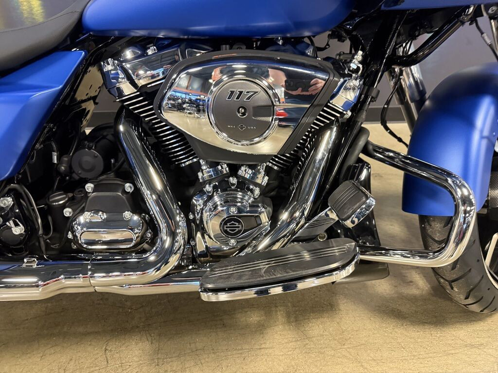 Road Glide®