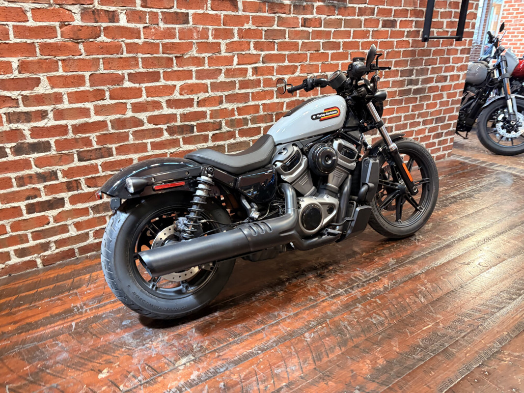Nightster