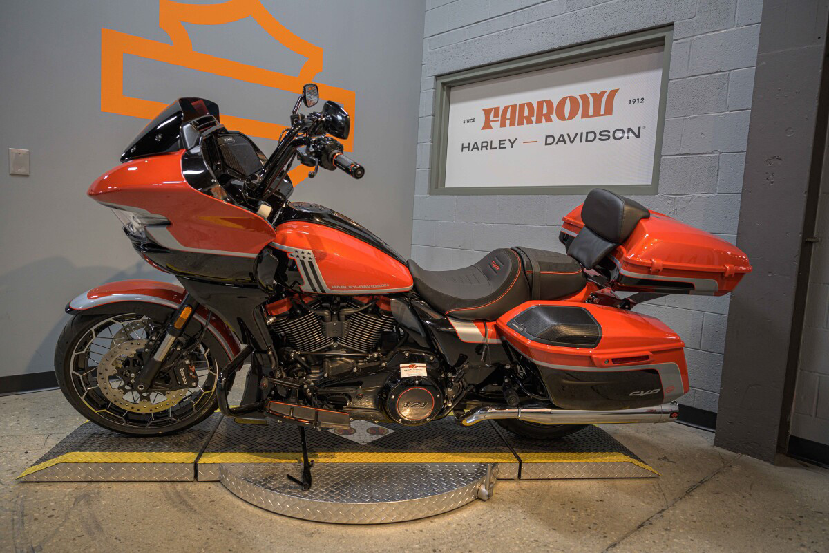 CVO® Road Glide®
