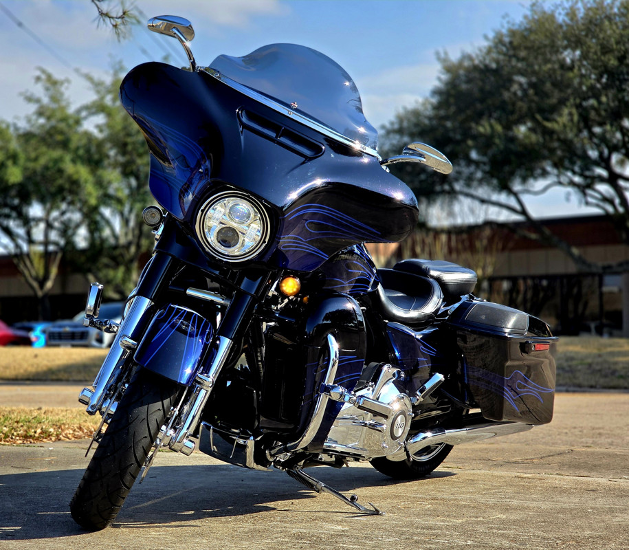 CVO® Street Glide®