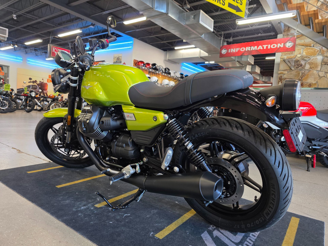 V7 Sport
