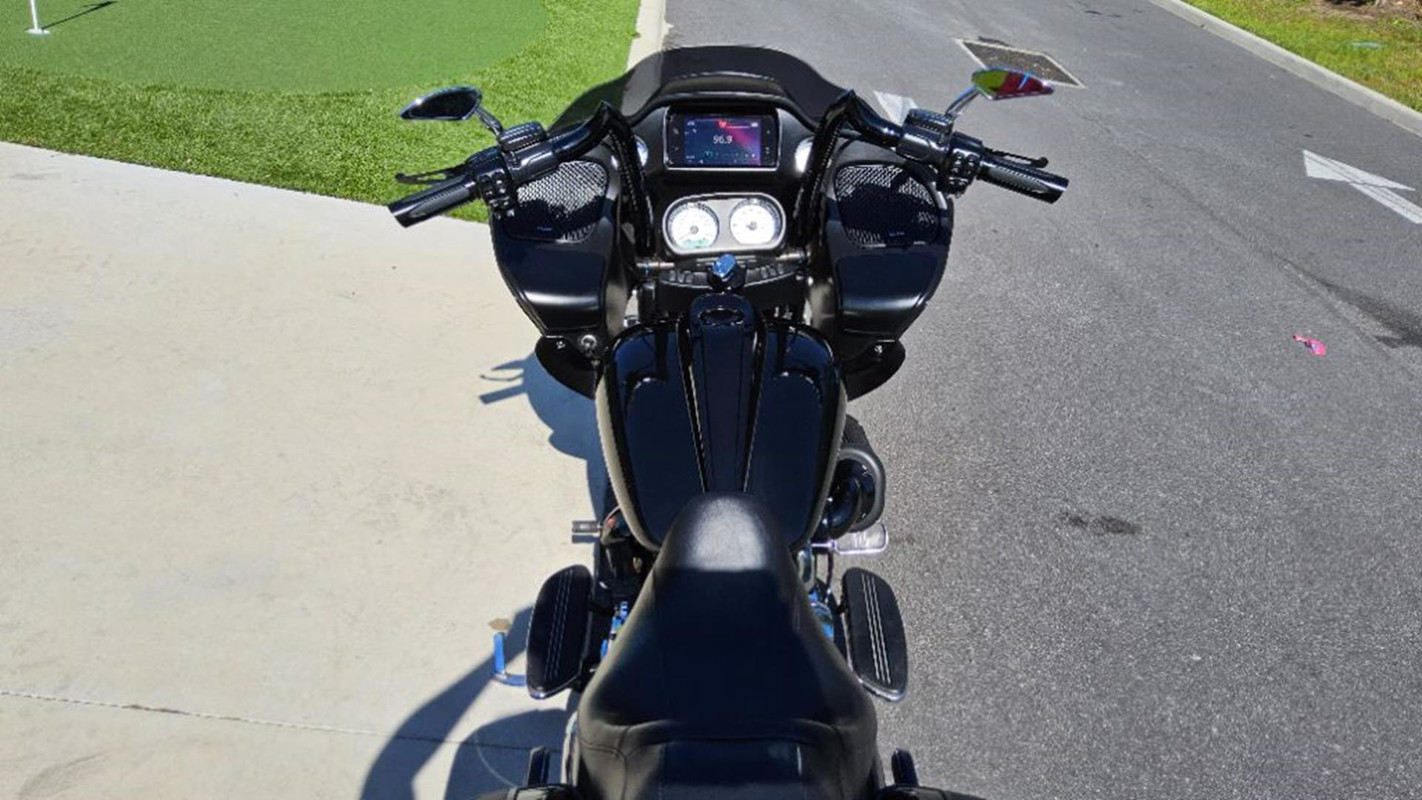 Road Glide®