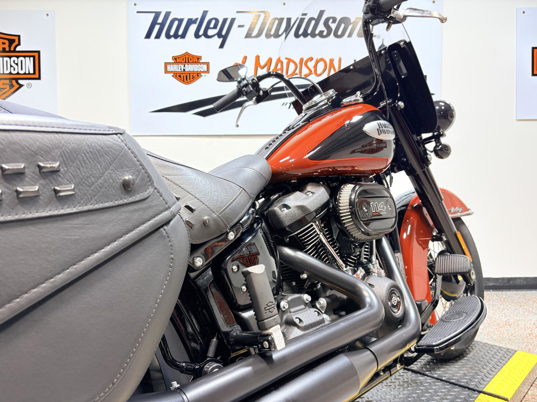 Heritage Classic 114