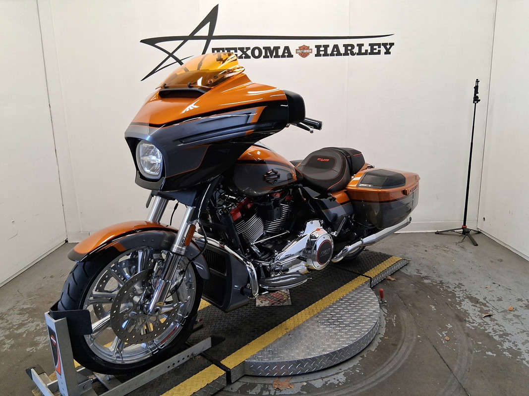 CVO® Street Glide®