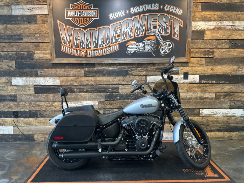 Street Bob®