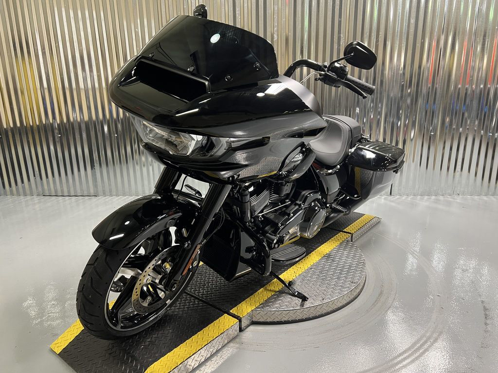 Road Glide®