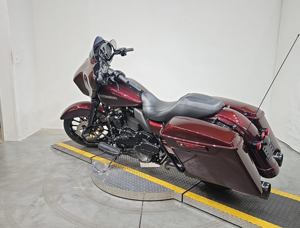 Street Glide® Special