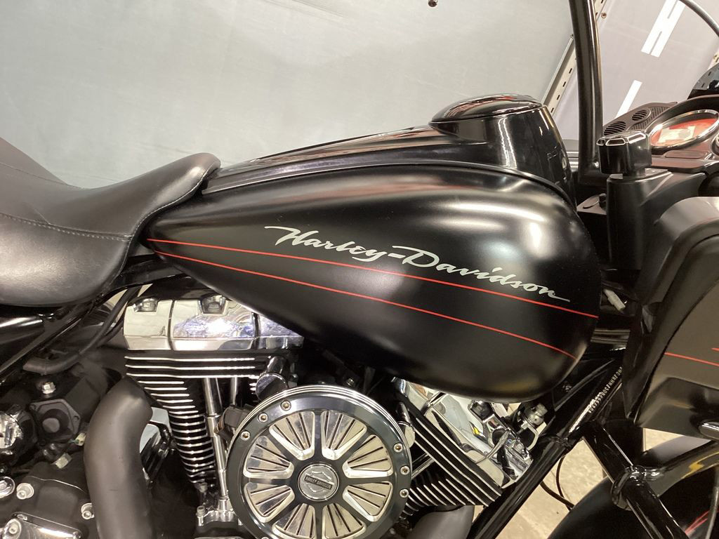 Road Glide® Custom