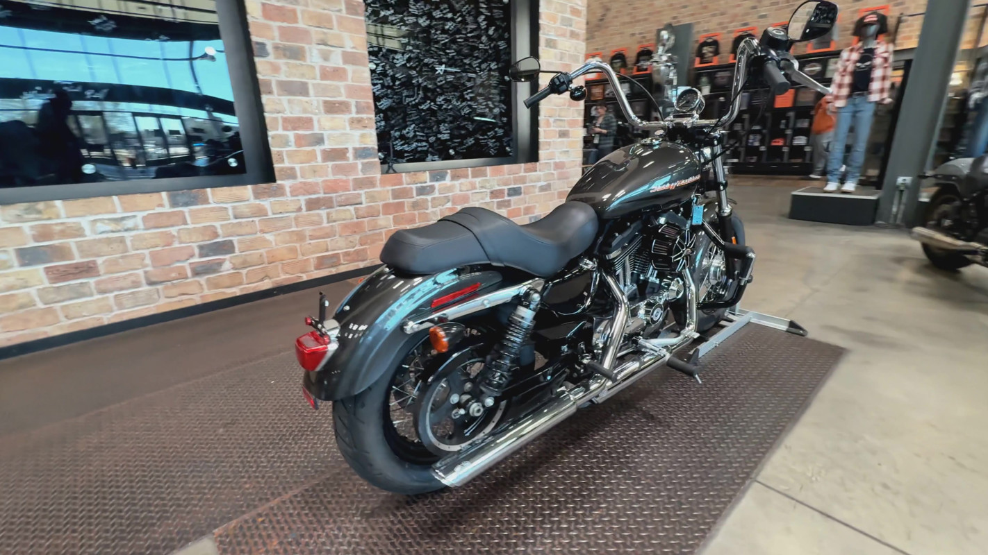 Sportster® 1200 Custom