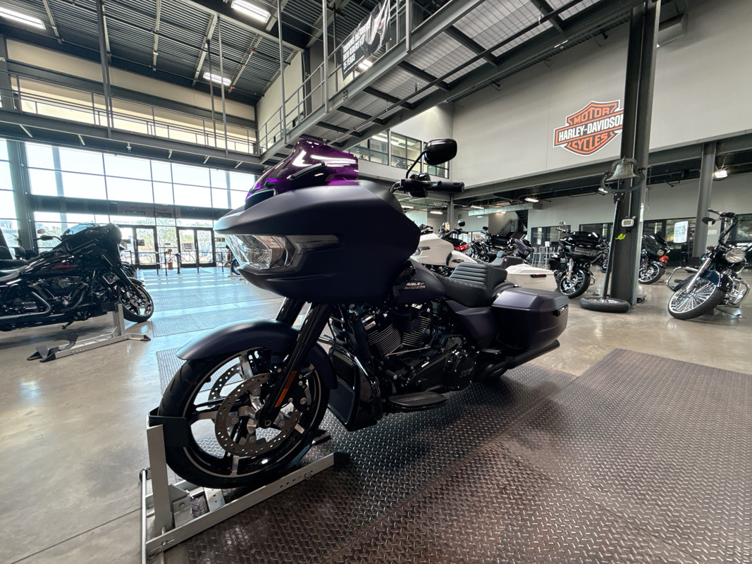 Road Glide®