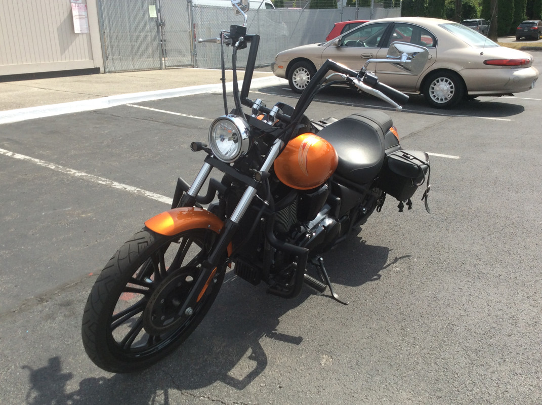 Vulcan 900 Custom