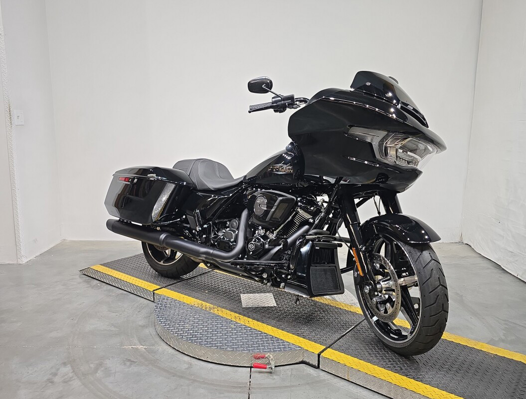Road Glide®