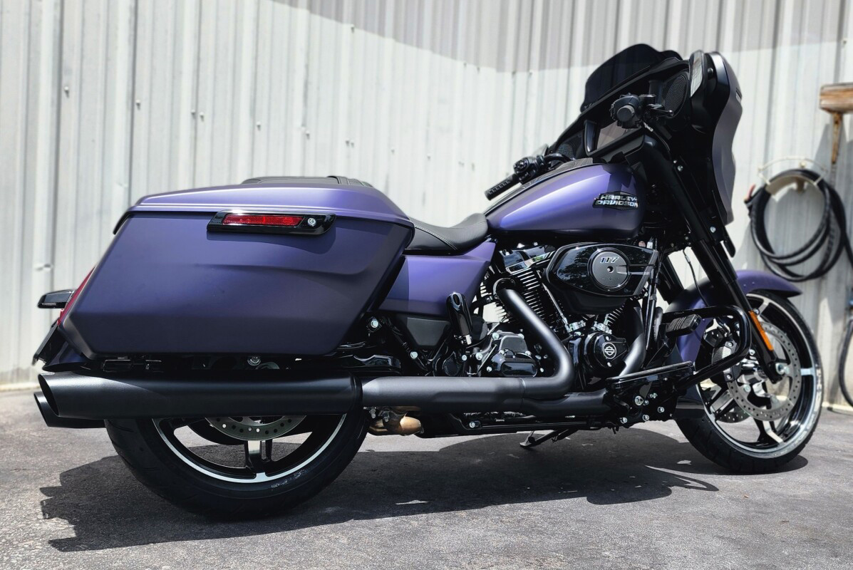 Street Glide®