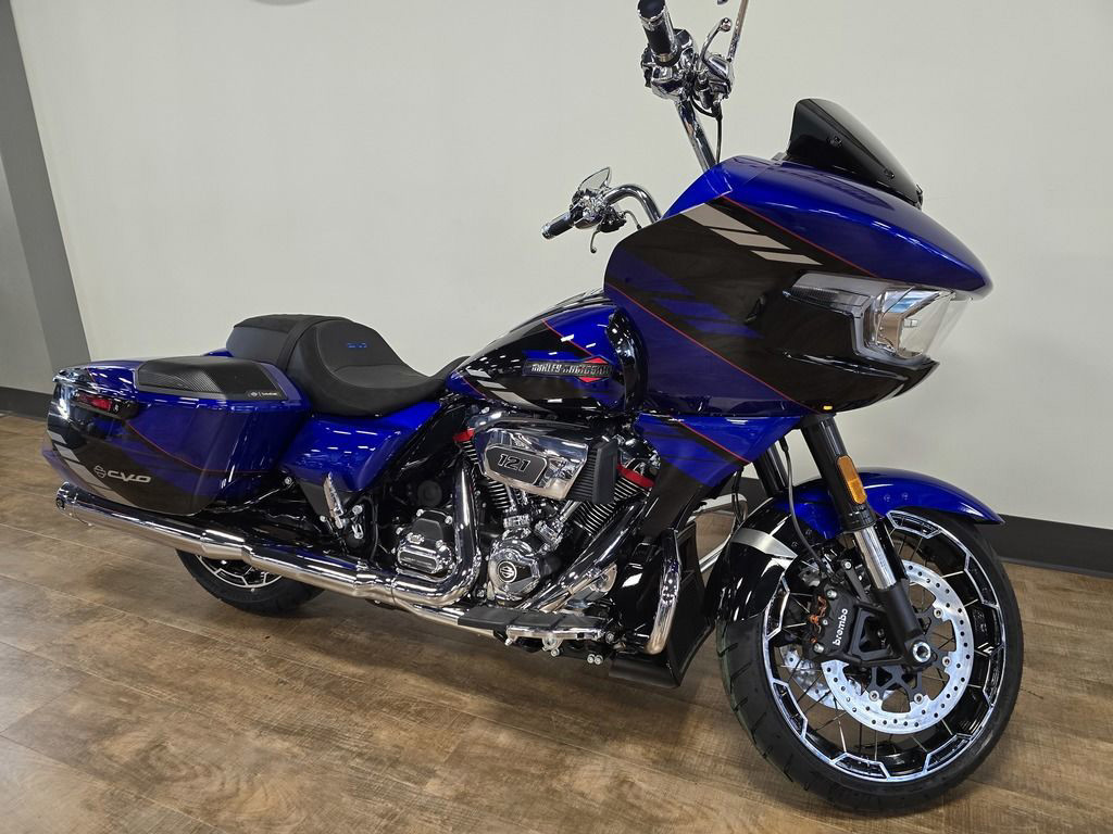 CVO® Road Glide®