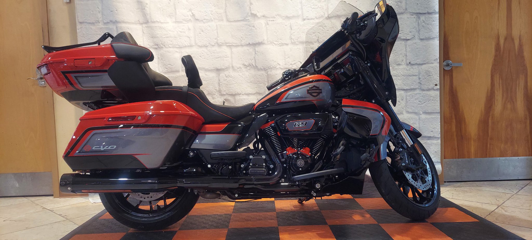 CVO® Street Glide® Limited