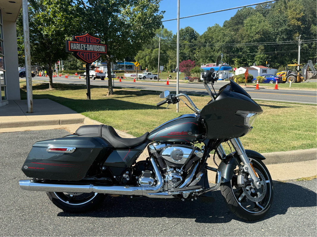 Road Glide®