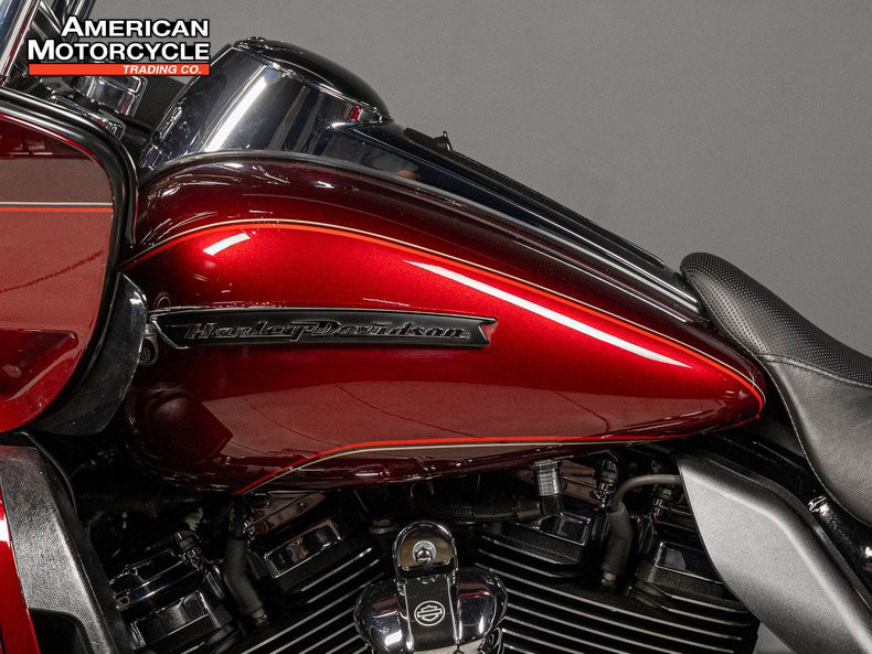 Road Glide® Ultra